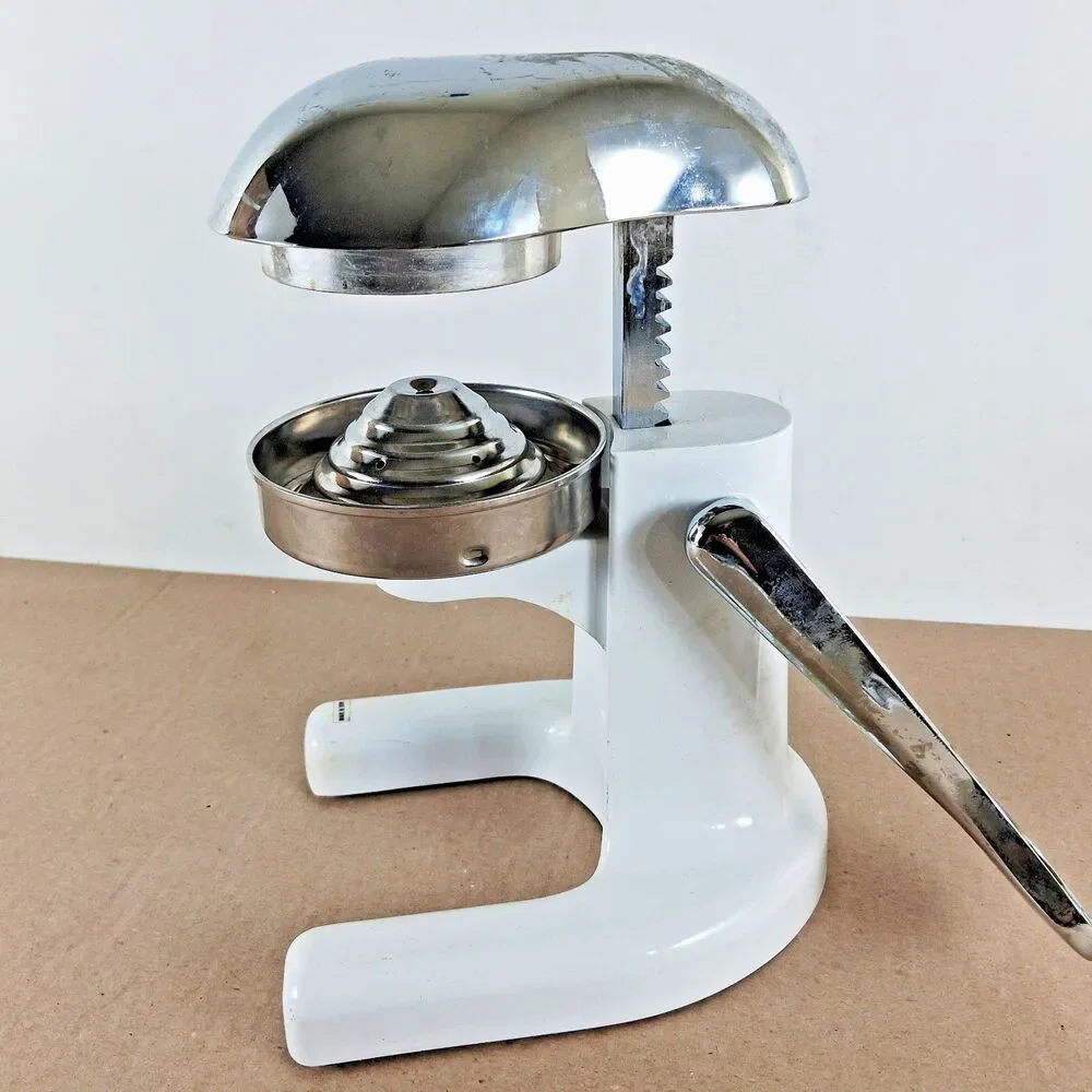 Countertop Ramcon Chrome & White Enamel Manual Citrus Juicer Vintage